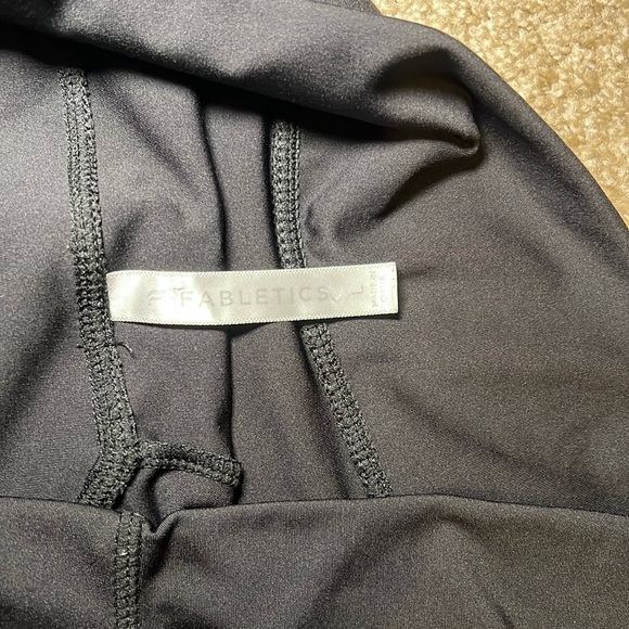 fabletics leggings - Picture 3 of 3